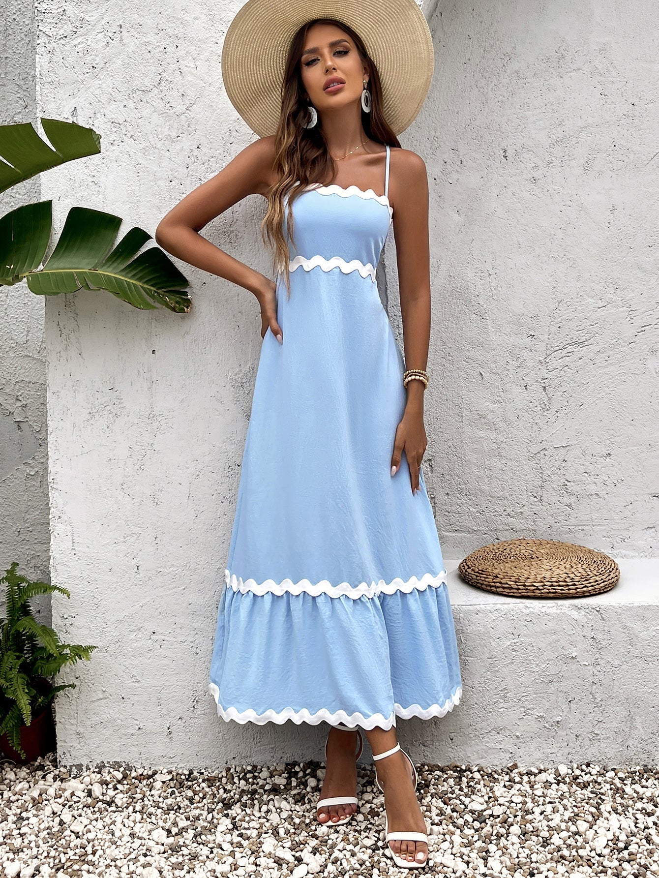 Contrast Color Ruched Backless Cami Dress