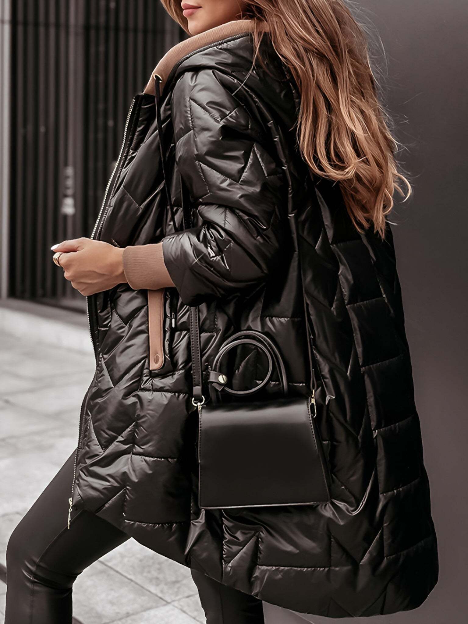 Abrigo con Capucha y Cremallera para Mujer en Colores Sólidos - Edición Inverno