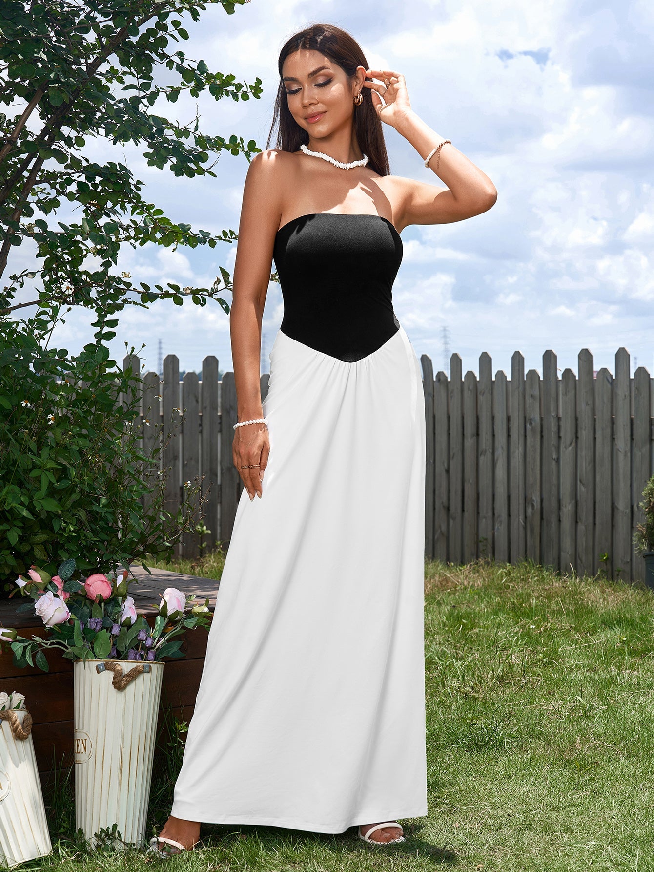 Contrast Ruched Waist Tube Maxi Dress
