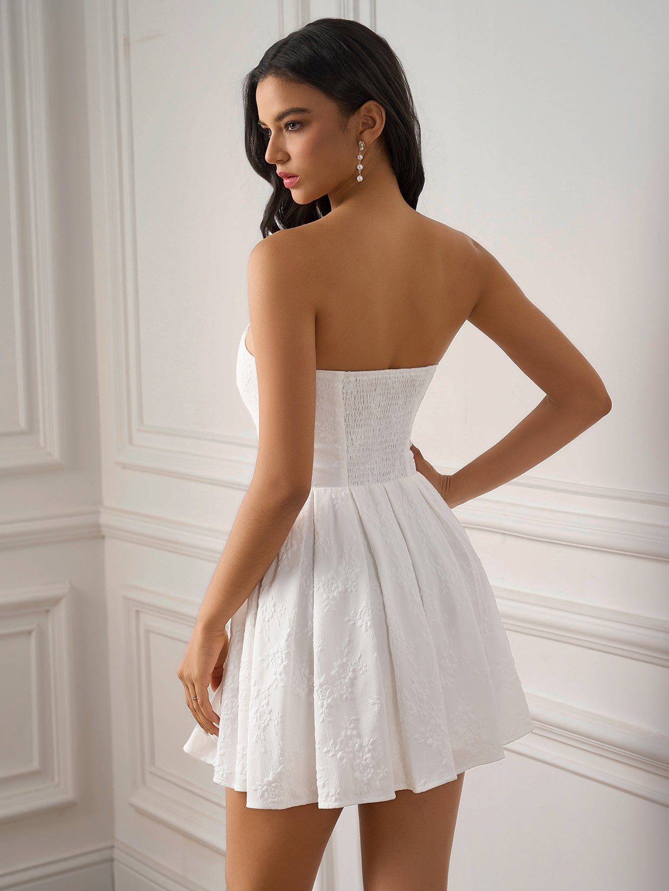 Jacquard Ruched Back Flared Hem Tube Dress